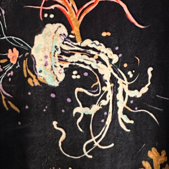 Modcloth Black Velvety Top with Vibrant Marine Print XL - Picture 3 of 5